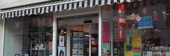 vitrine-exterieure-plein-ciel.jpg vitrine-exterieure-plein-ciel.jpg